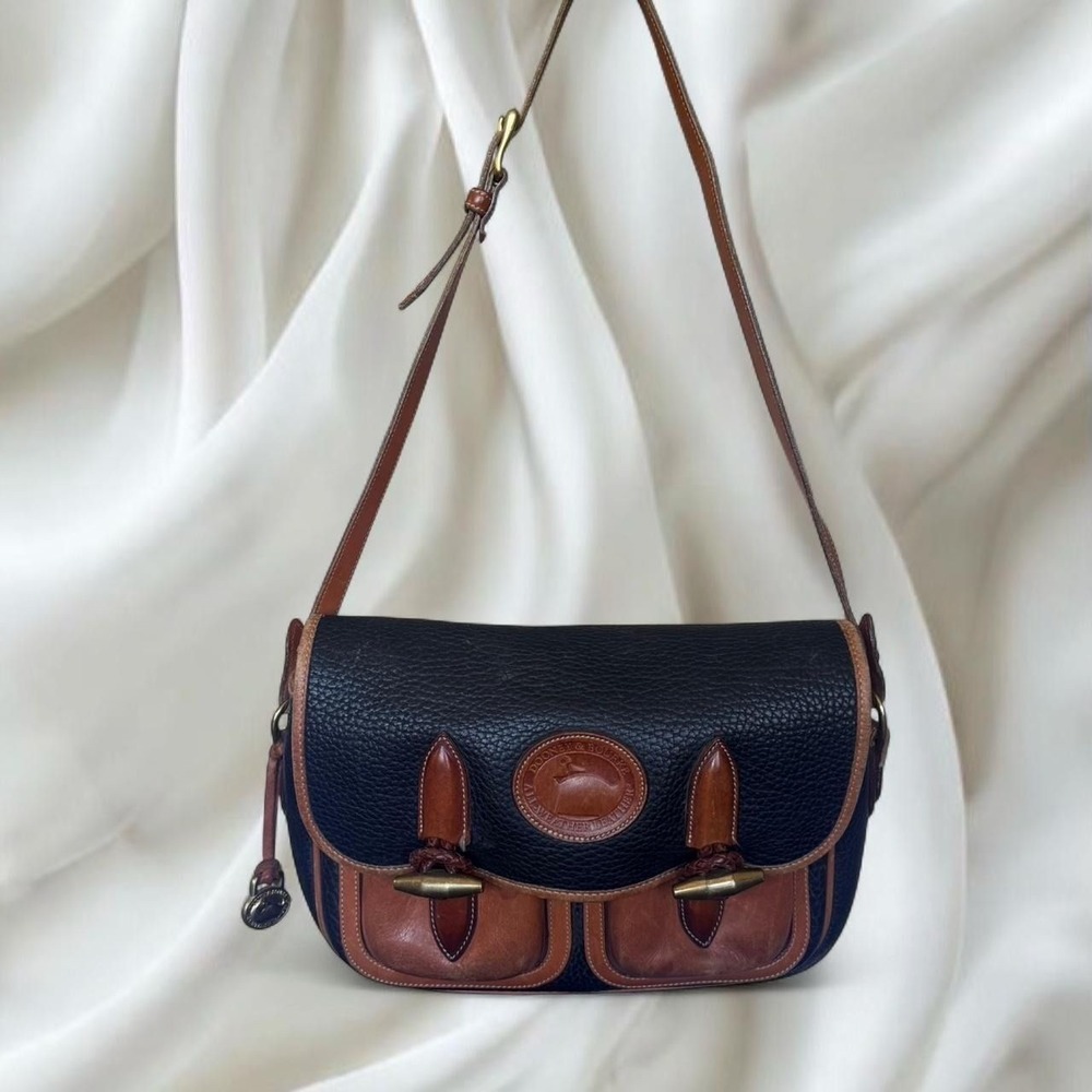 Y2K vintage Dooney & Bourke All Weather Leather Essex shoulder bag 1990